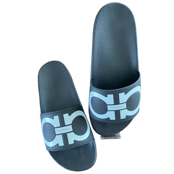 Salvatore Ferragamo New Black Groovy Slides Size 9 - Picture 4 of 12